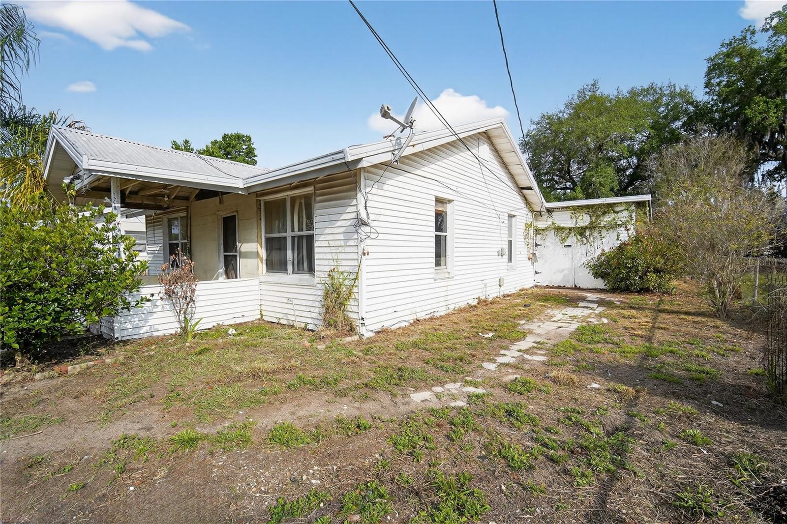 COUNTRY CLUB ESTATES RESUB PT - Residential