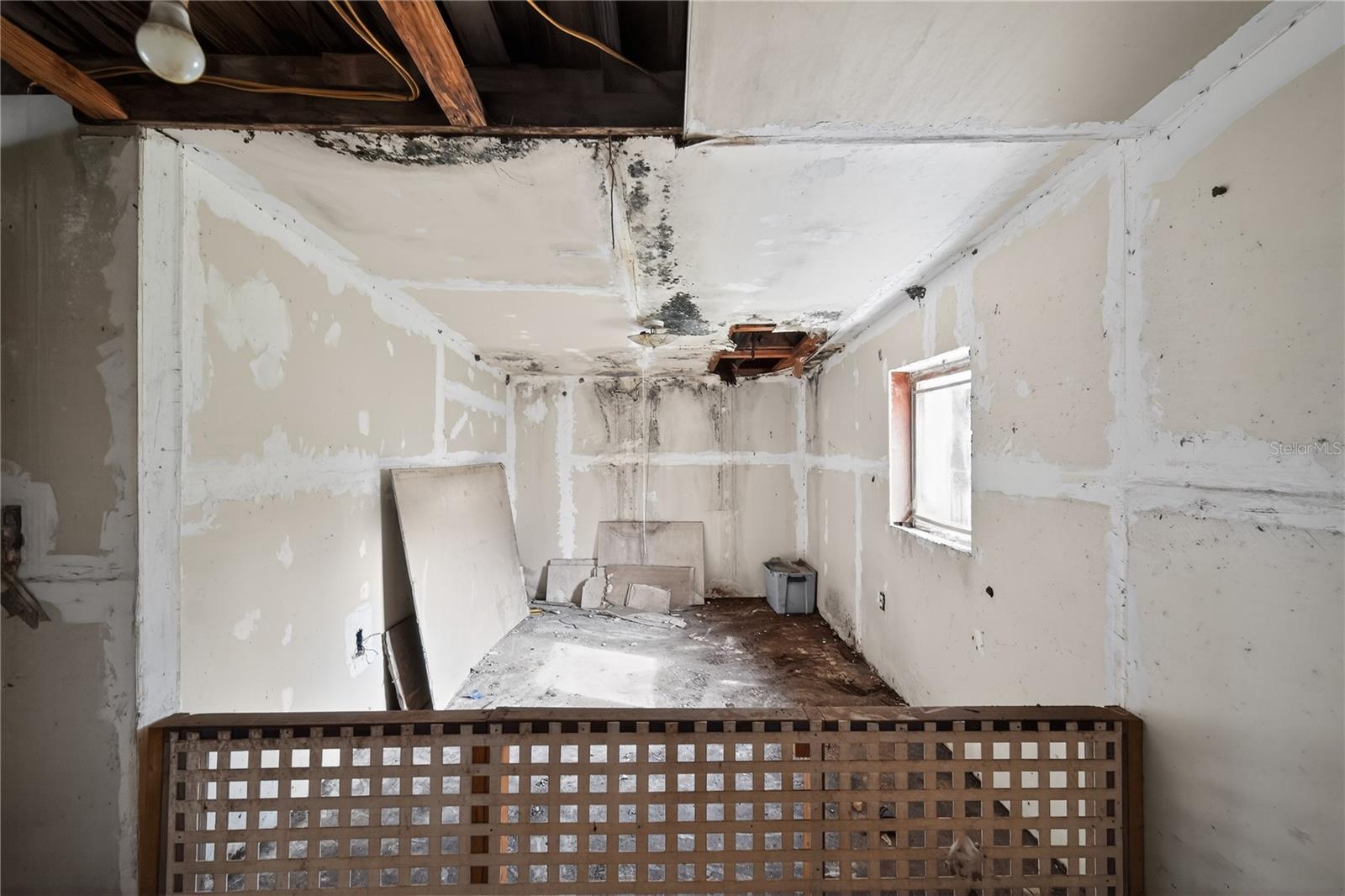 COUNTRY CLUB ESTATES RESUB PT - Residential