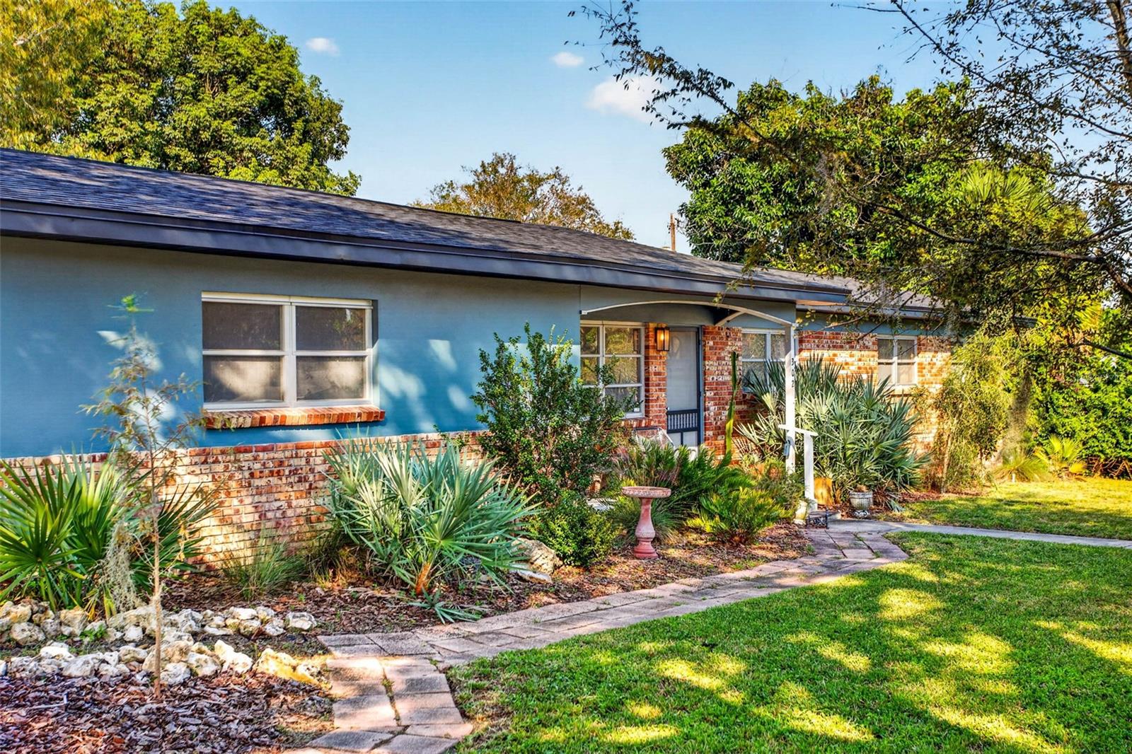 302 PARK RIDGE AVENUE