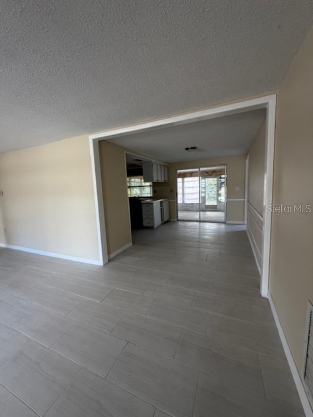 MAGNOLIA VALLEY - Residential Lease