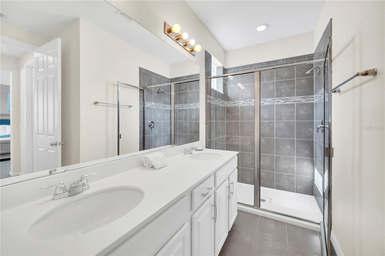 SOLARA RESORT - Residential