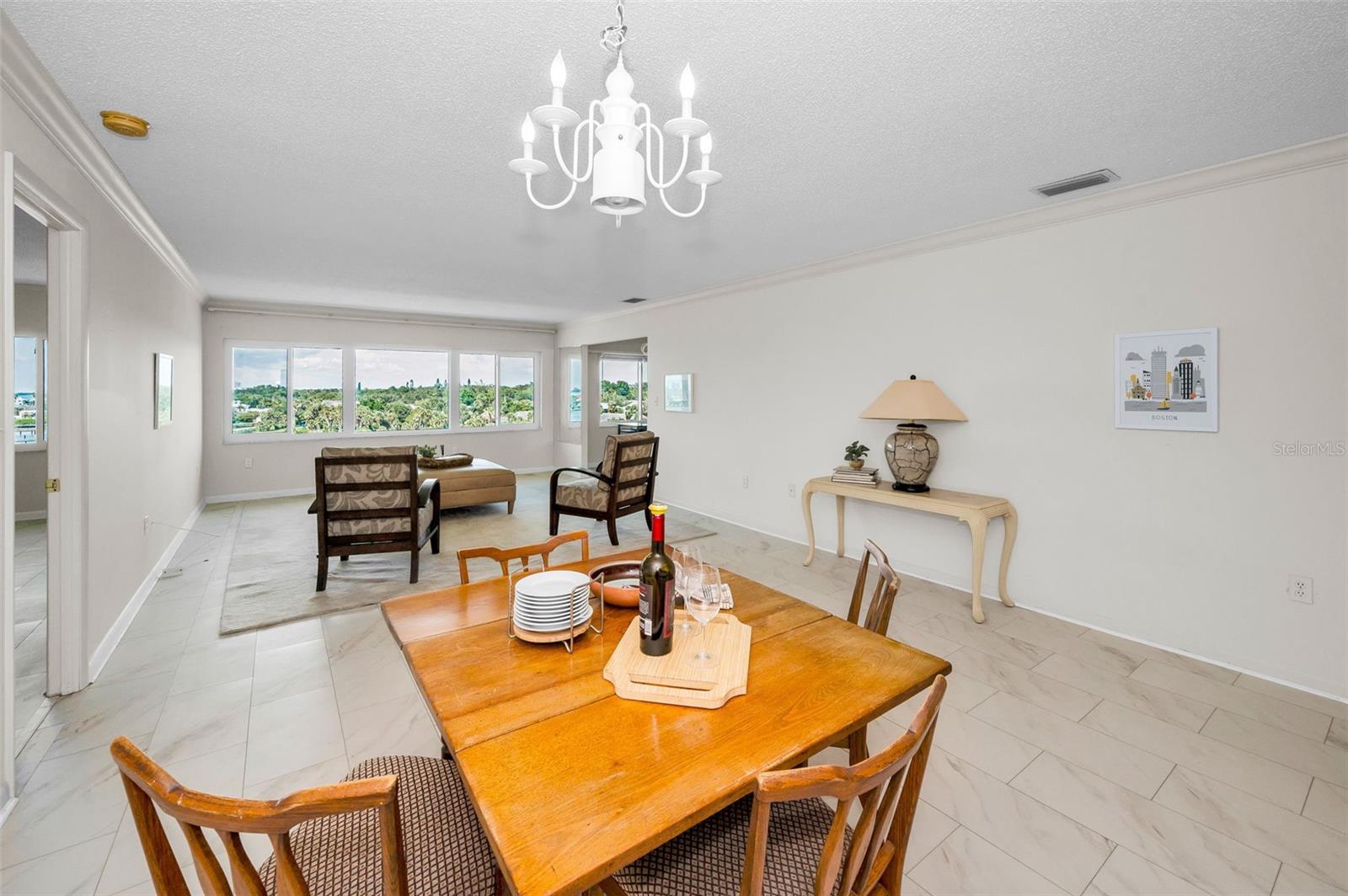 HARBOUR CLUB CONDO 3 - Residential