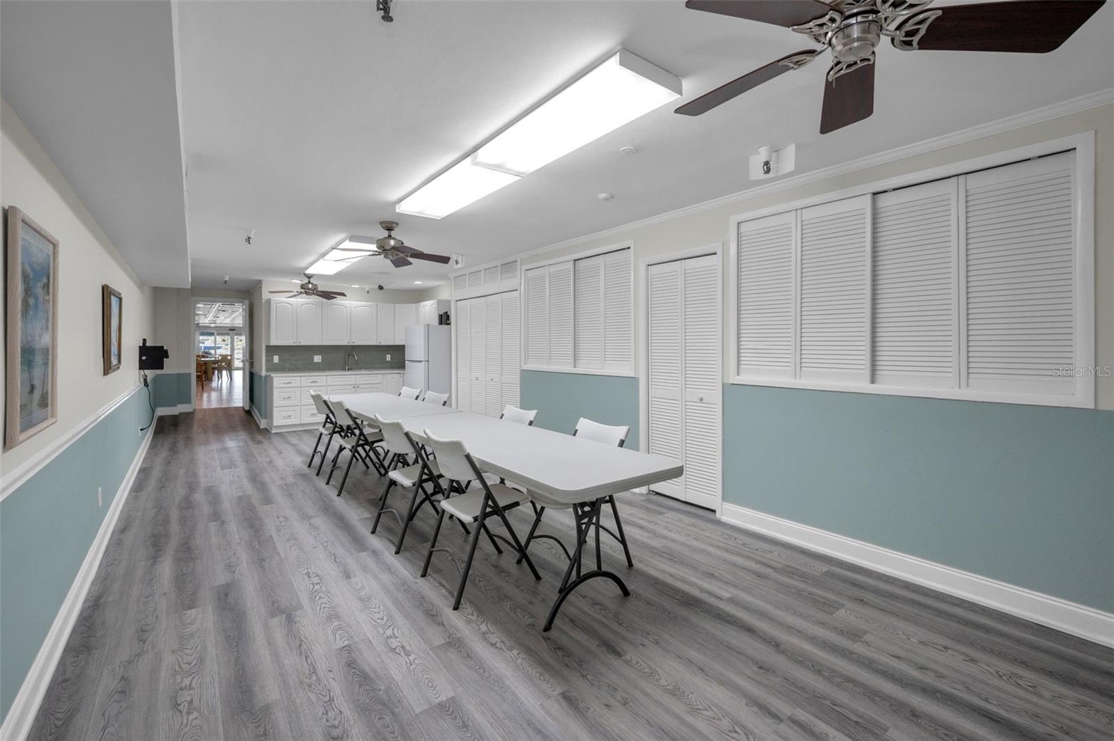 HARBOUR CLUB CONDO 3 - Residential