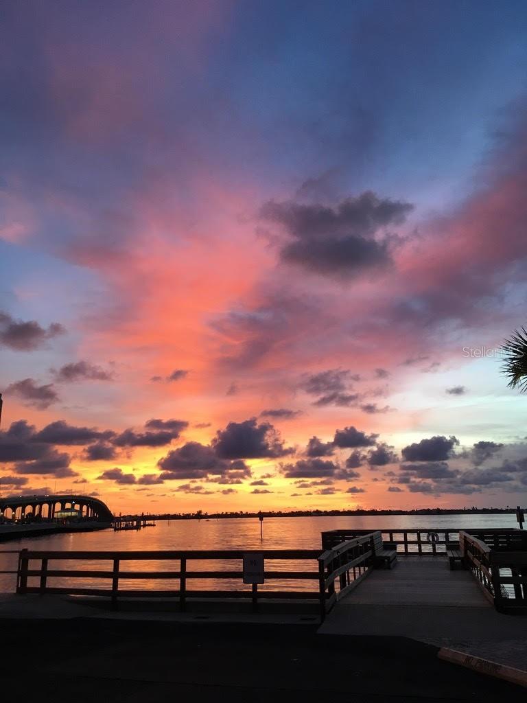 HARBOUR CLUB CONDO 3 - Residential