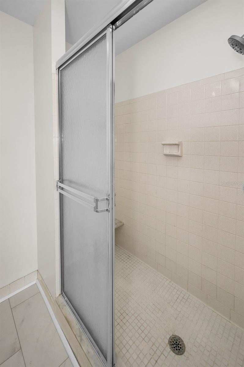 HARBOUR CLUB CONDO 3 - Residential