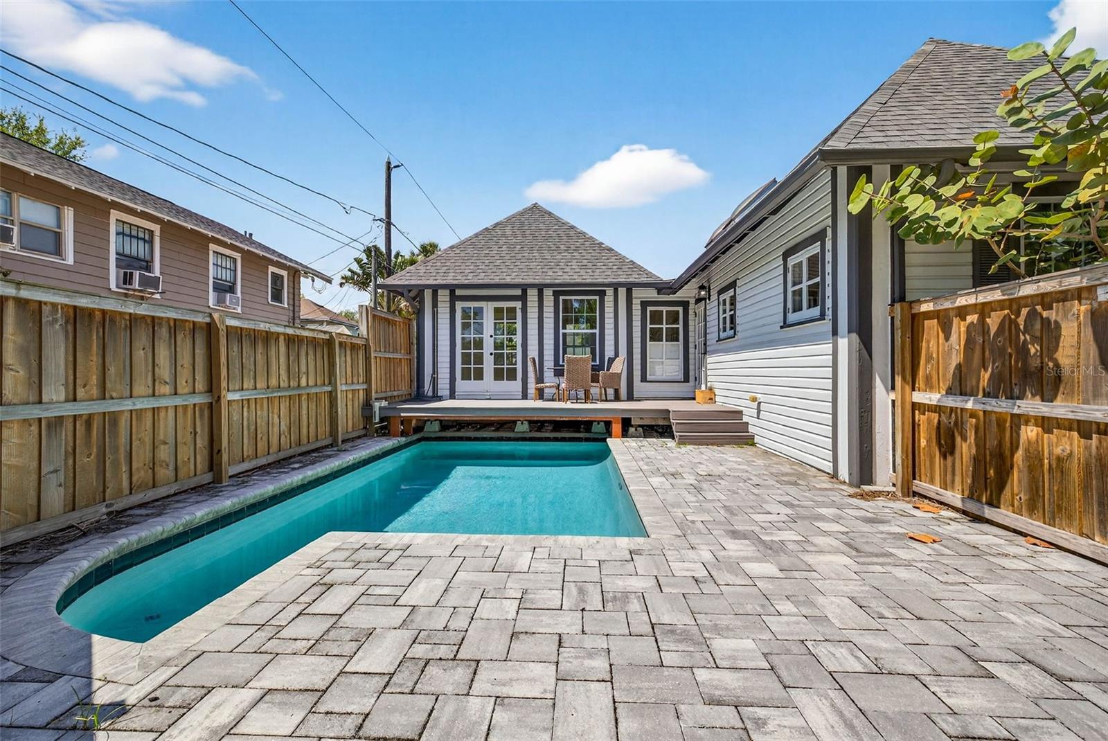 SNELL & HAMLETTS NORTH SHORE ADD - Residential