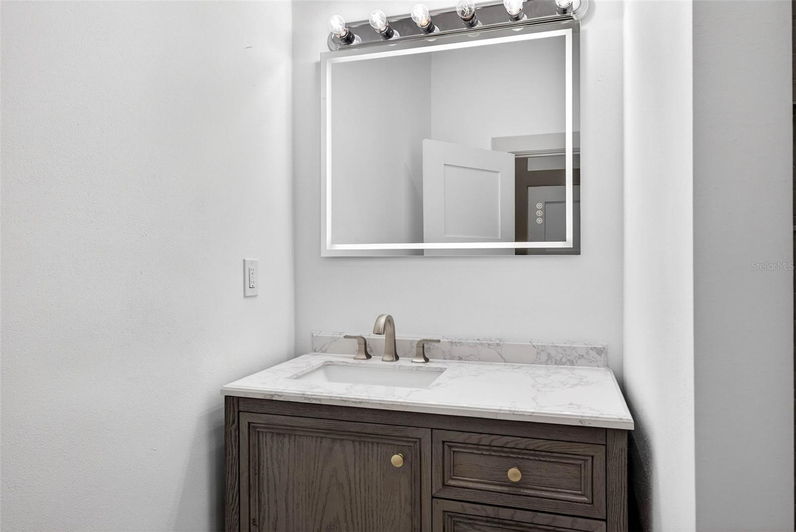 SNELL & HAMLETTS NORTH SHORE ADD - Residential