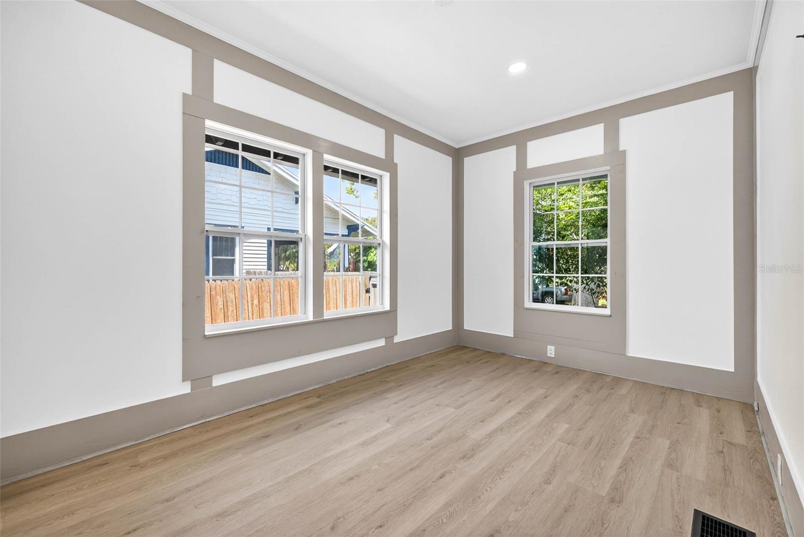 SNELL & HAMLETTS NORTH SHORE ADD - Residential