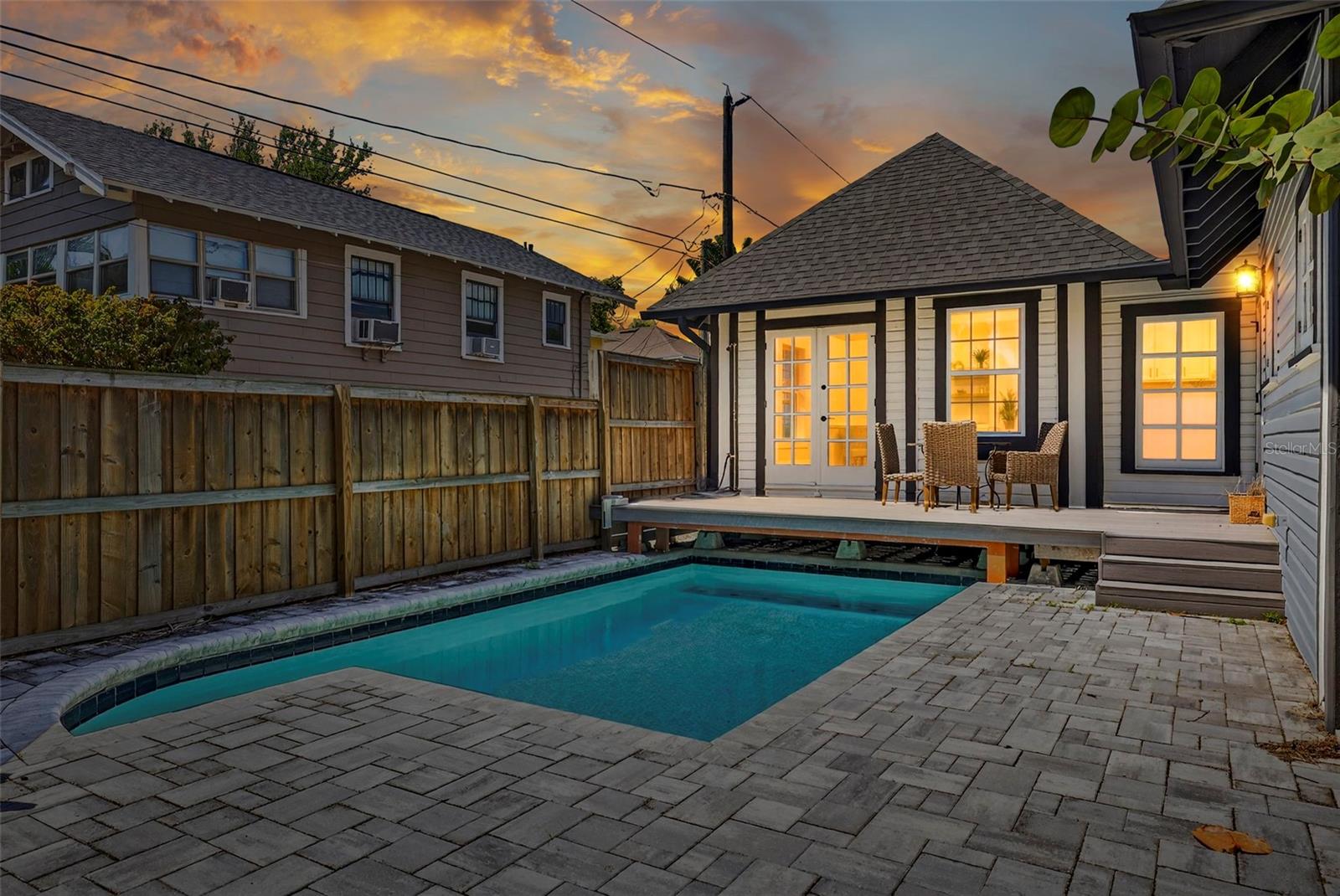 SNELL & HAMLETTS NORTH SHORE ADD - Residential