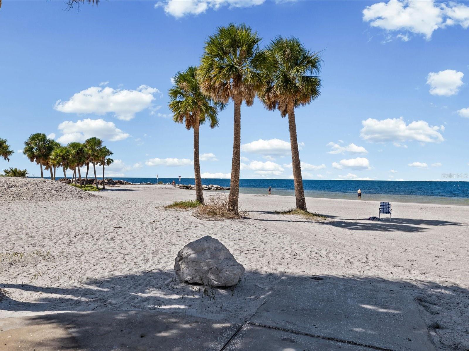 SEA BREEZE ISLAND - Residential