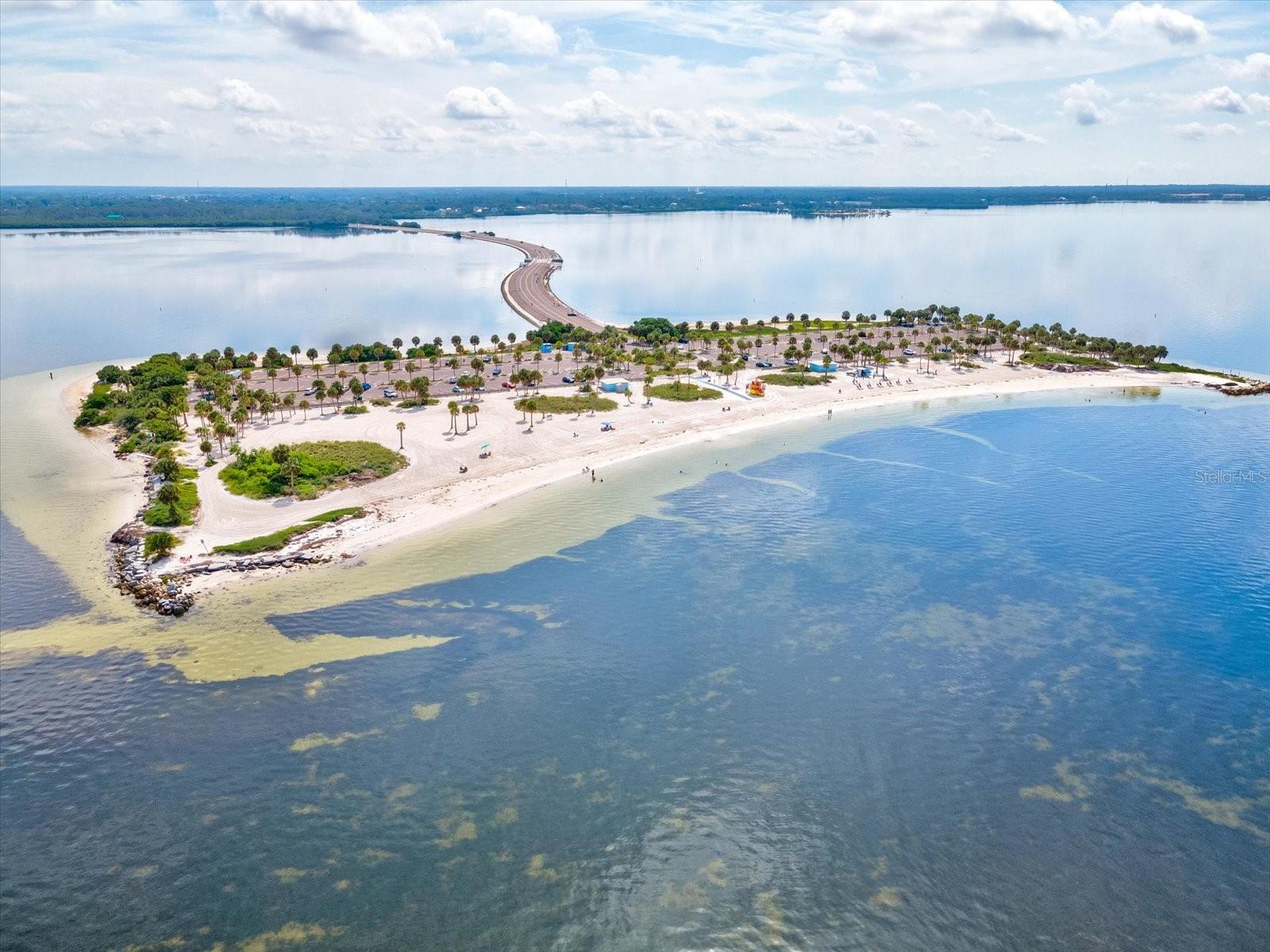 SEA BREEZE ISLAND - Residential
