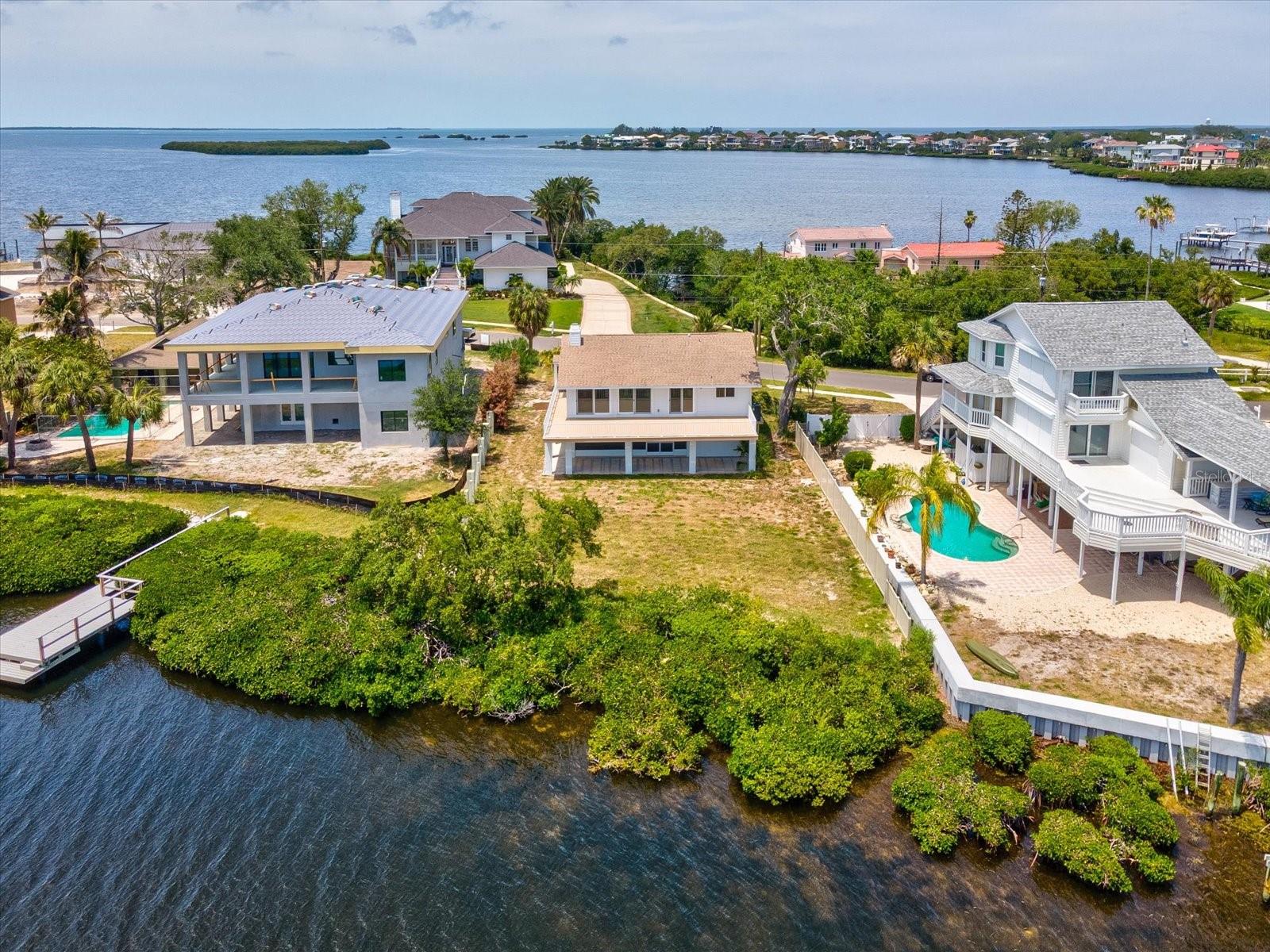 SEA BREEZE ISLAND - Residential