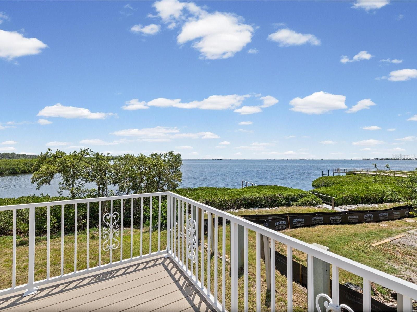 SEA BREEZE ISLAND - Residential