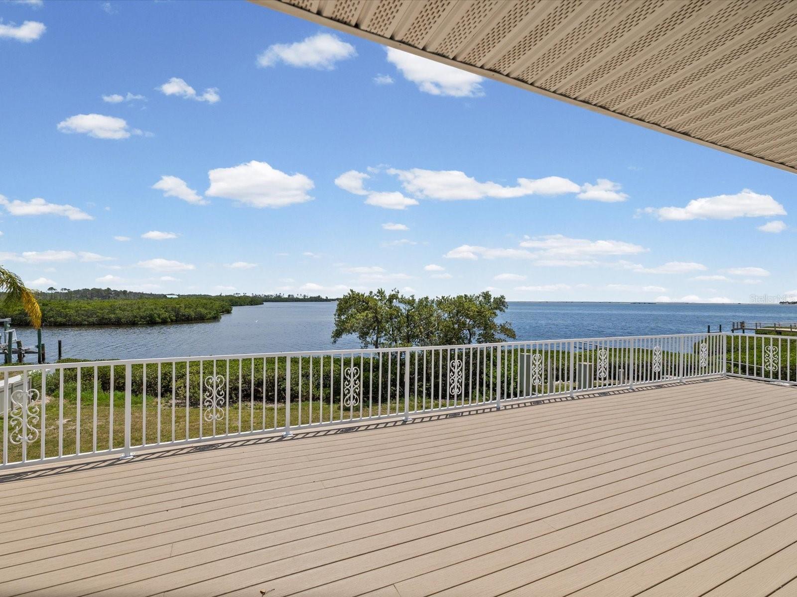 SEA BREEZE ISLAND - Residential