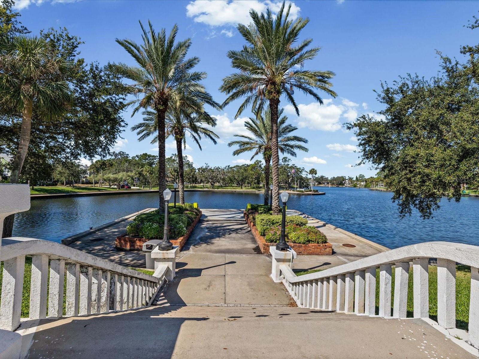 SEA BREEZE ISLAND - Residential
