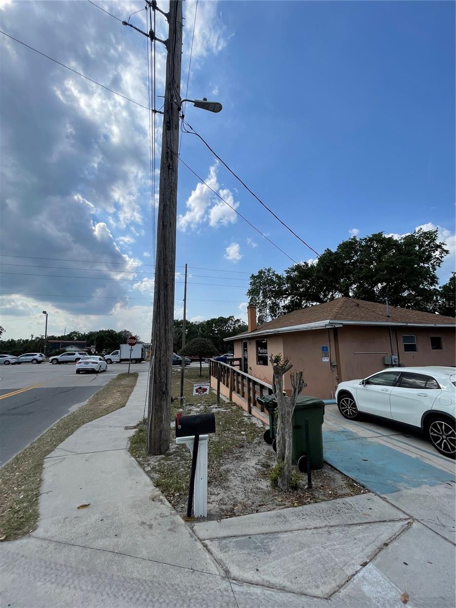 FLORENCE CITRUS GROWERS ASSN SUB - Commercial Sale