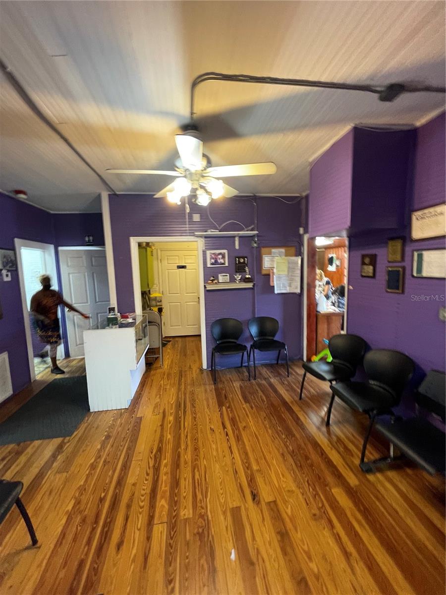 FLORENCE CITRUS GROWERS ASSN SUB - Commercial Sale