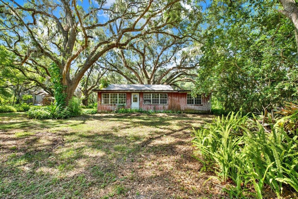 Photo of 30640 Saint Joe Road, Dade City, FL 33525 (MLS # TB8415189)