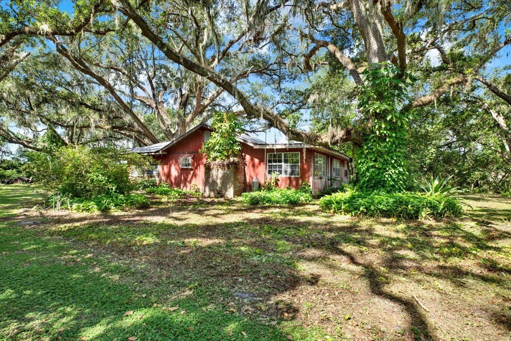 Photo of 30640 Saint Joe Road, Dade City, FL 33525 (MLS # TB8415189)
