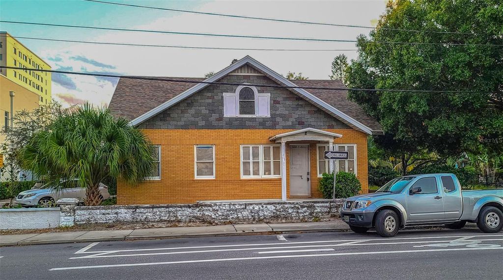 Photo of 852 4th Avenue N, St Petersburg, FL 33701 (MLS # TB8438849)