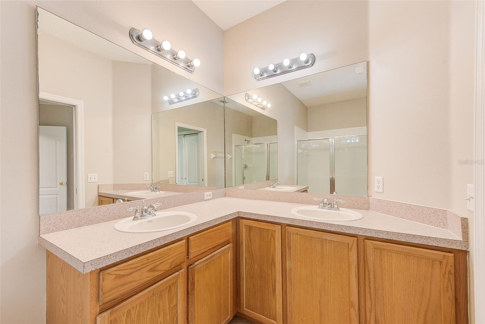 LIVE OAK PRESERVE PH 1E VILLAGE - Residential