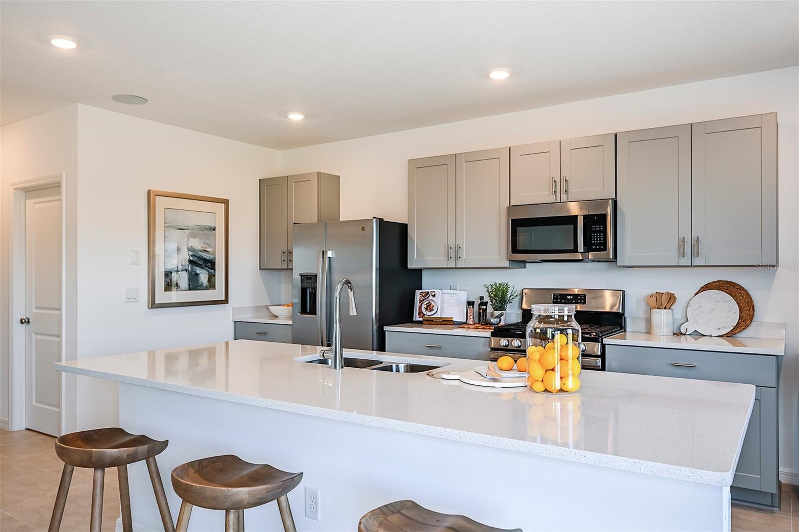 WATERSTONE - Residential