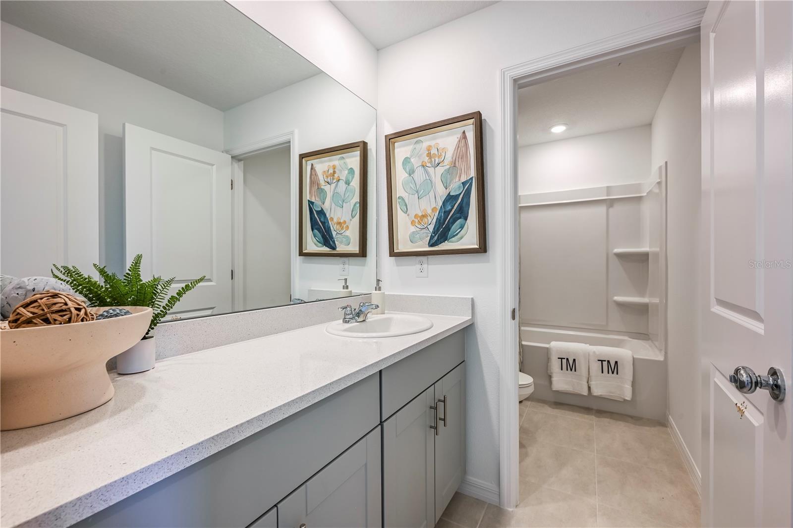 WATERSTONE - Residential