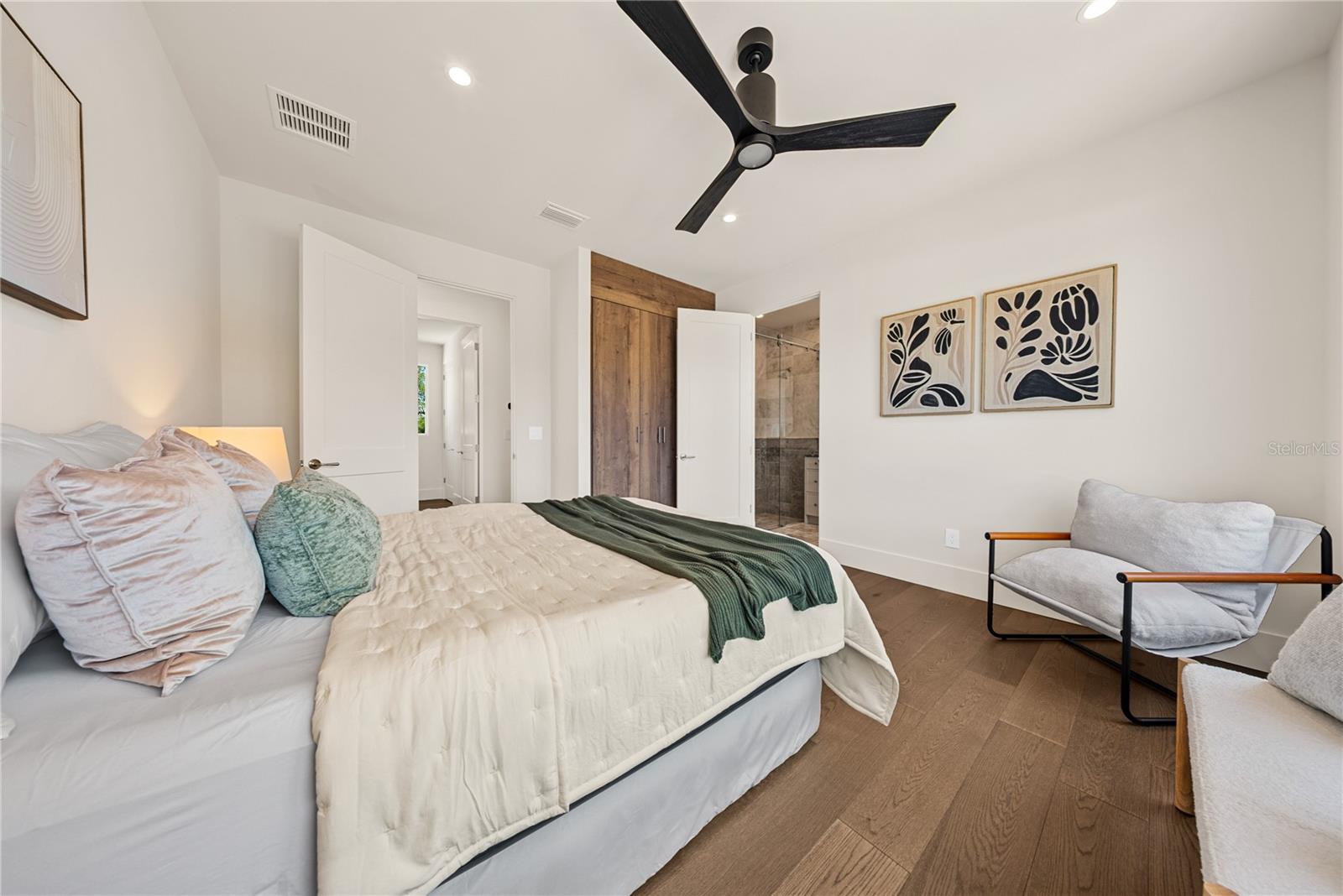 SOUTH BAY SEC 04 - Residential
