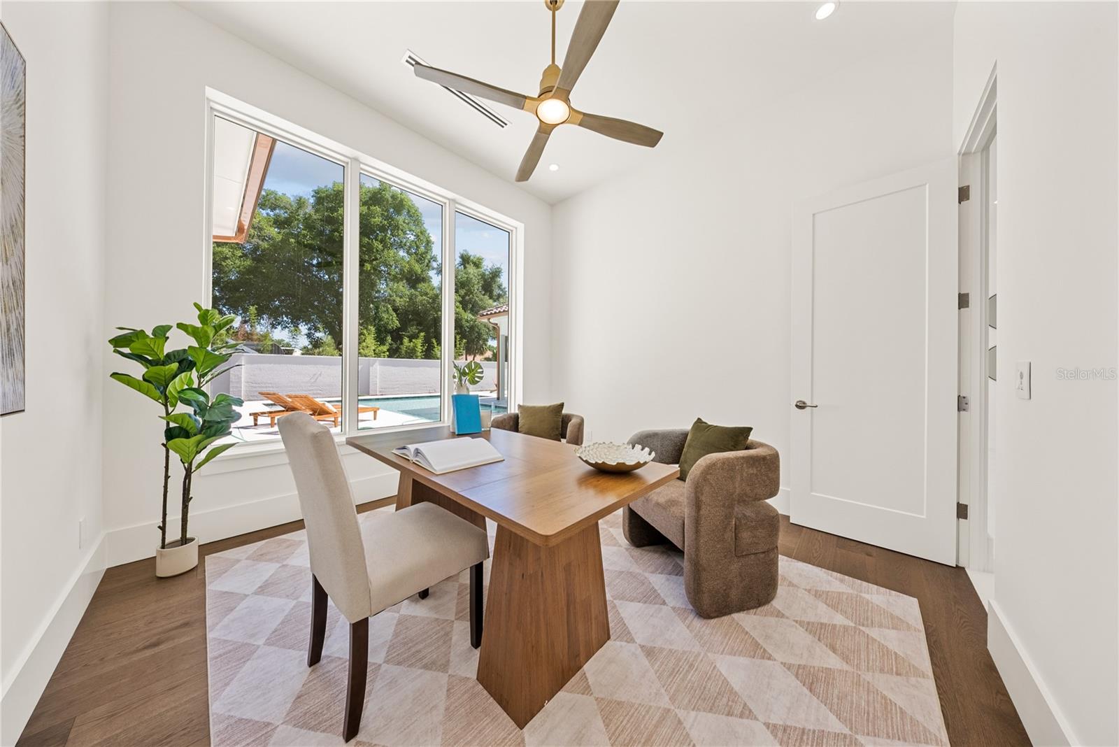 SOUTH BAY SEC 04 - Residential