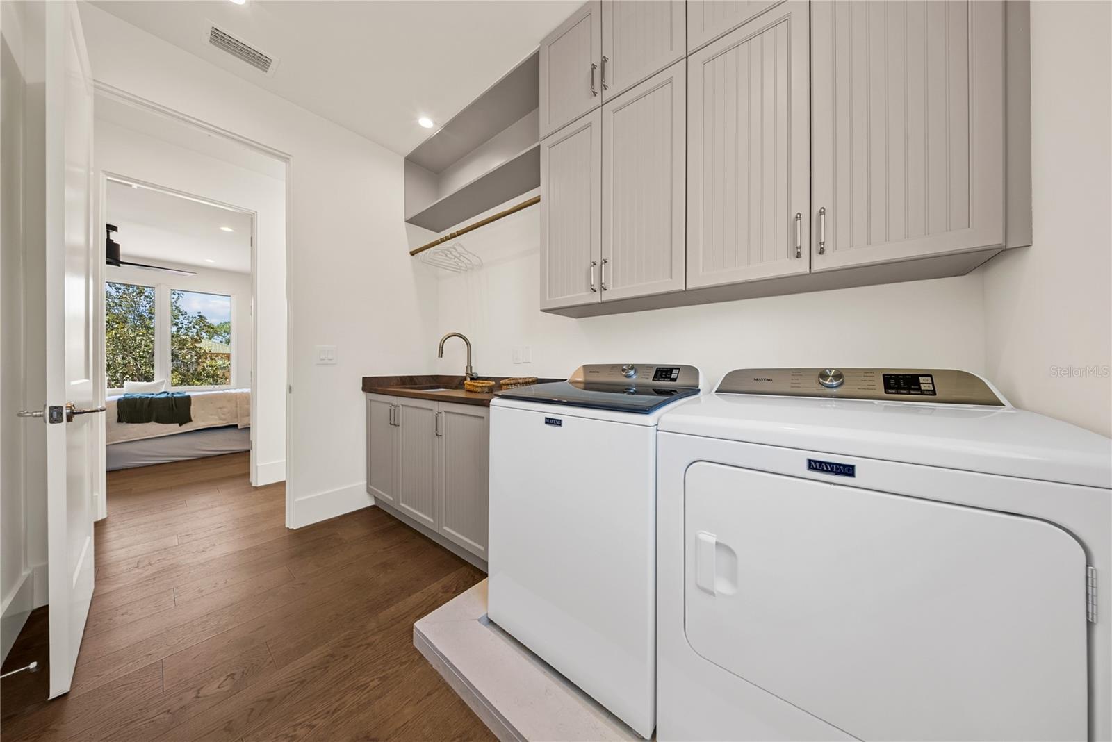 SOUTH BAY SEC 04 - Residential