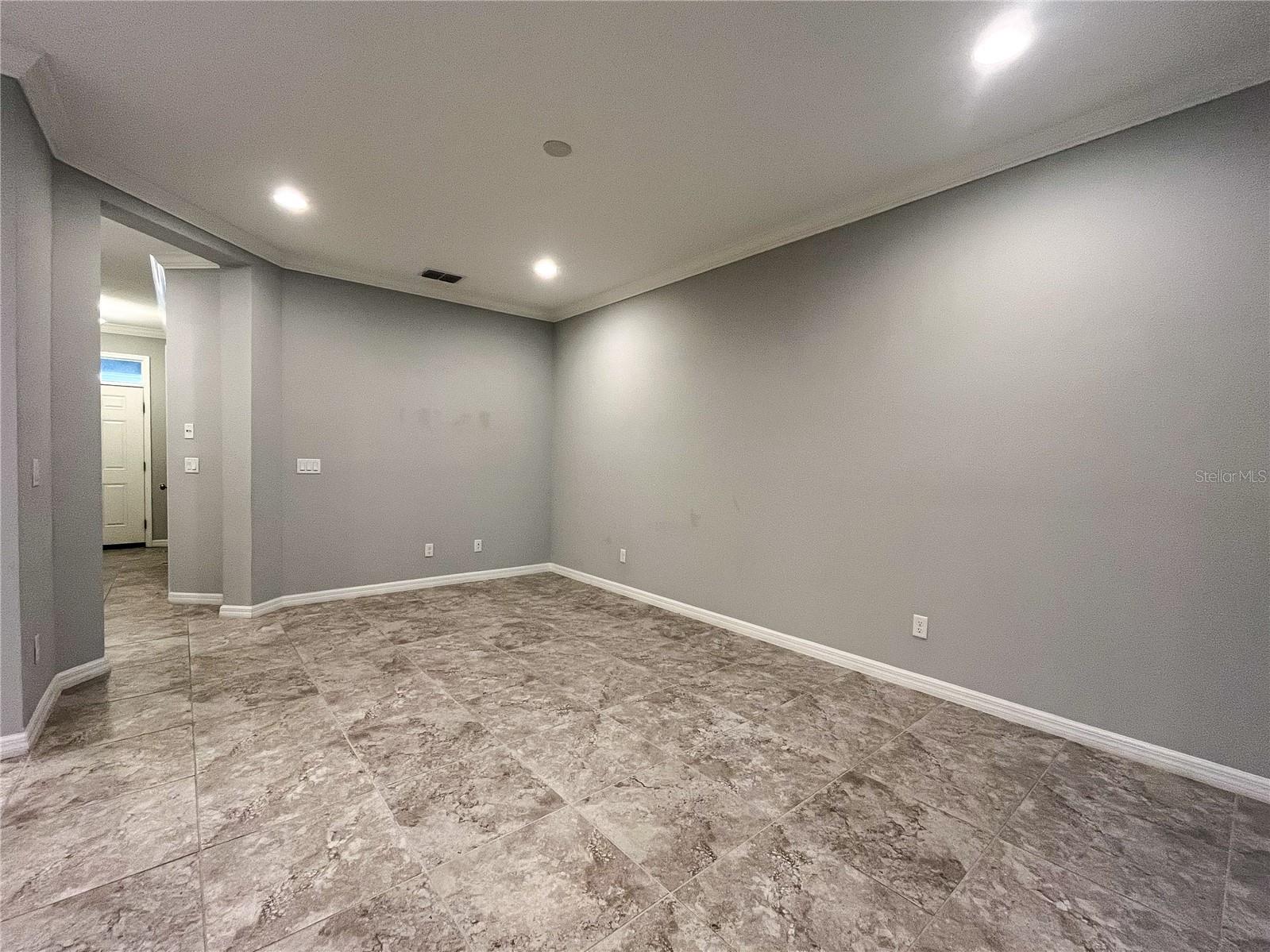 WOODSIDE TRACE - Residential Lease