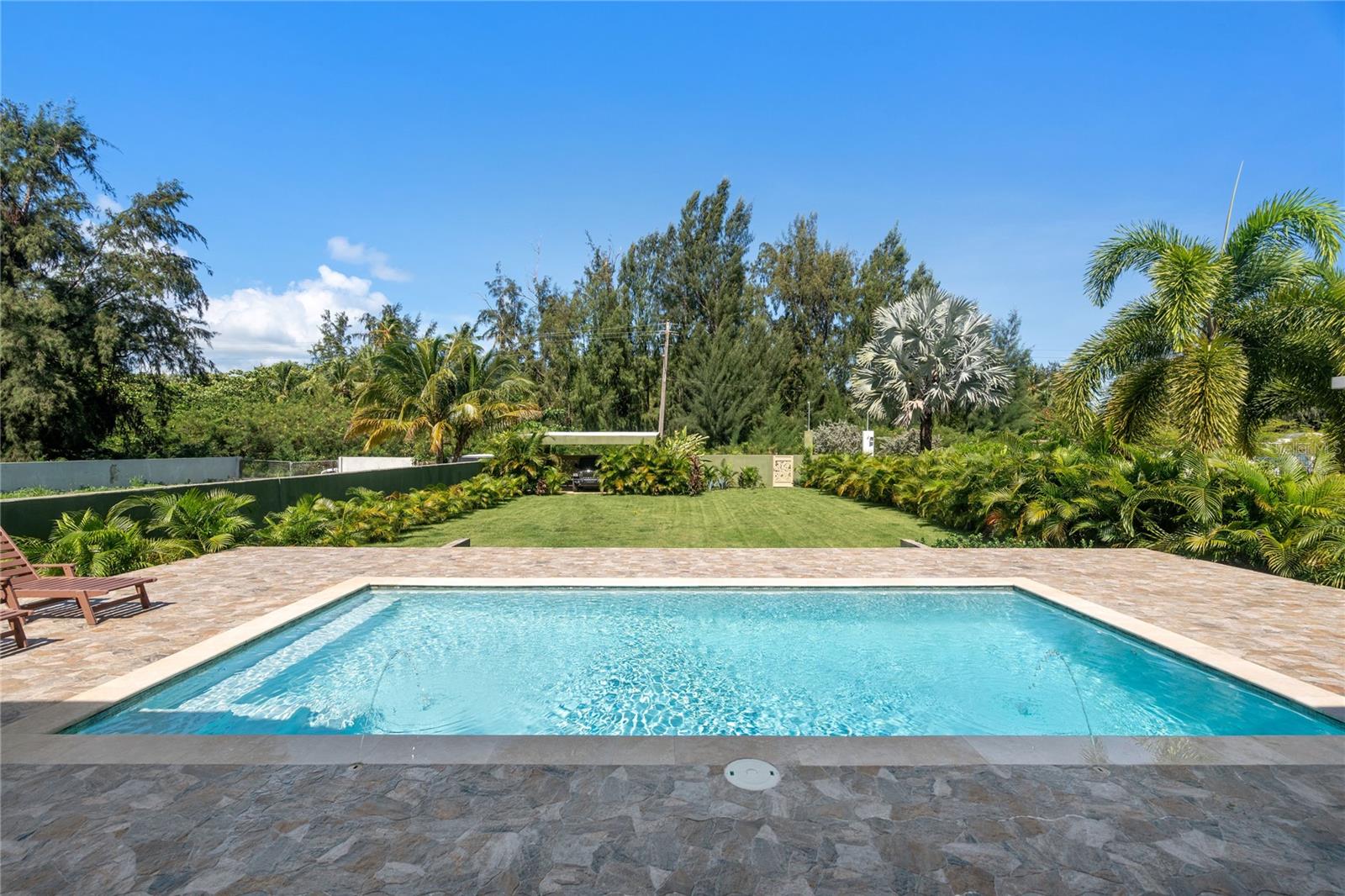 LAS PICUAS - Residential