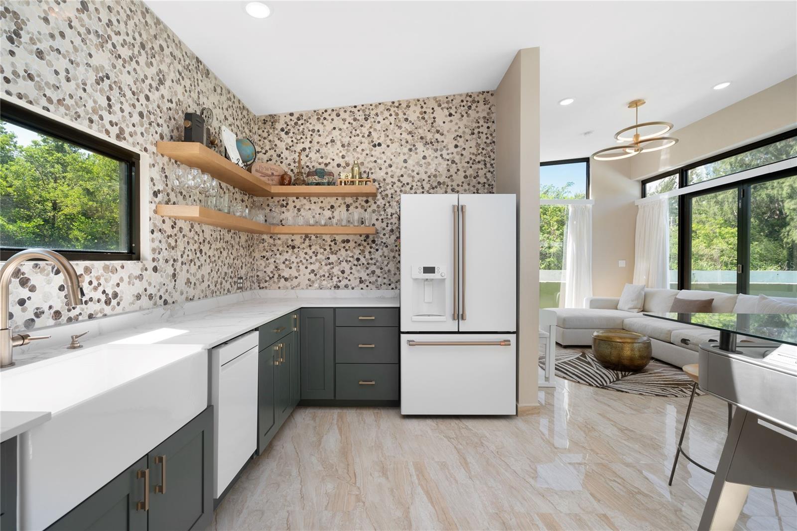 LAS PICUAS - Residential