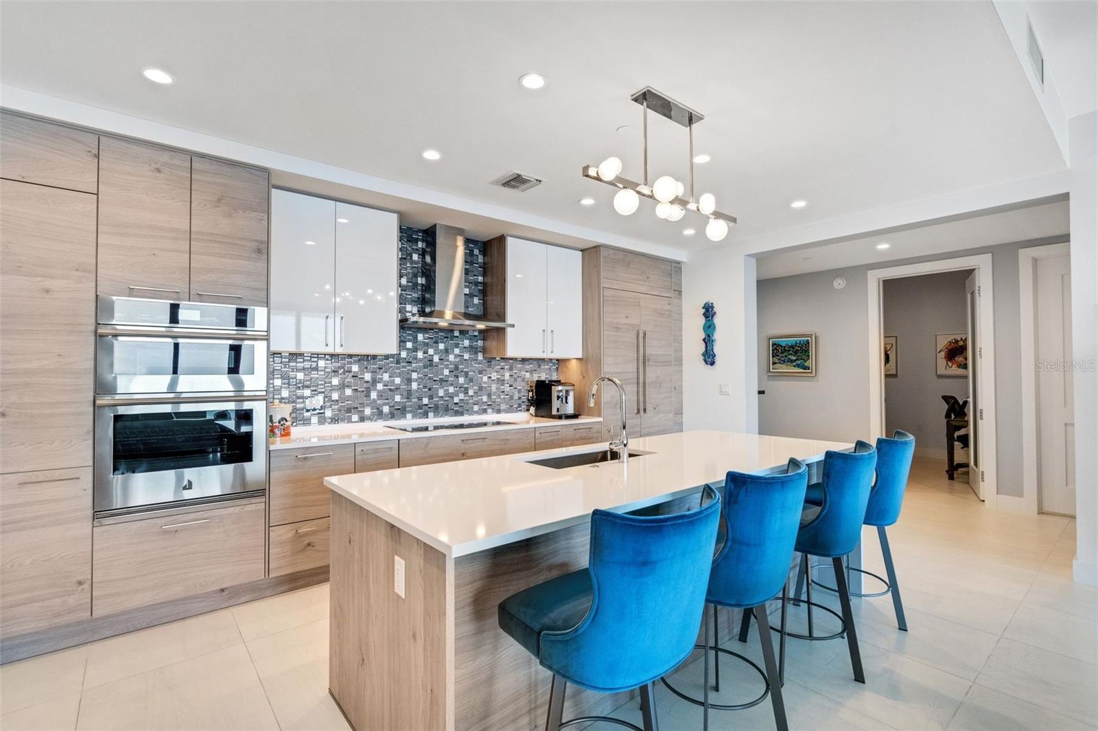 SALTAIRE CONDO - Residential