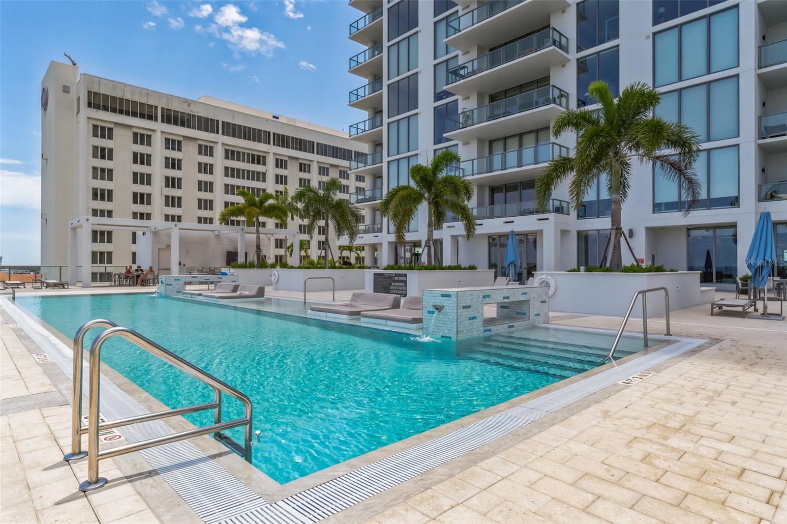 SALTAIRE CONDO - Residential