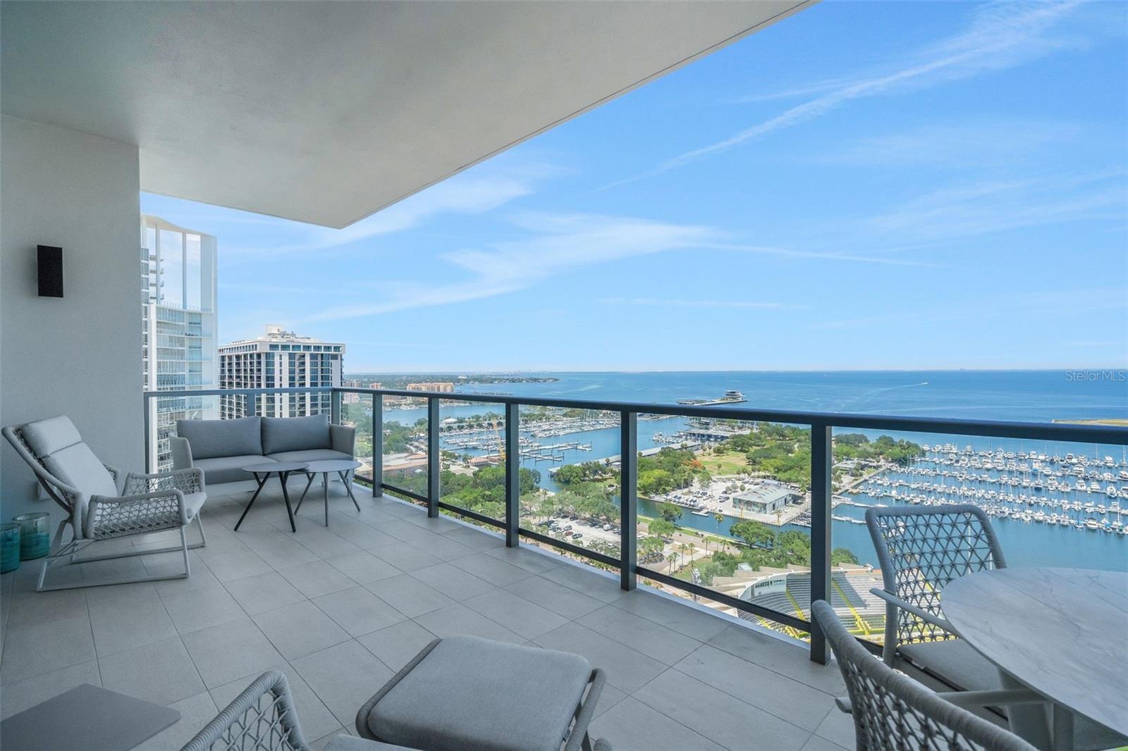 SALTAIRE CONDO - Residential