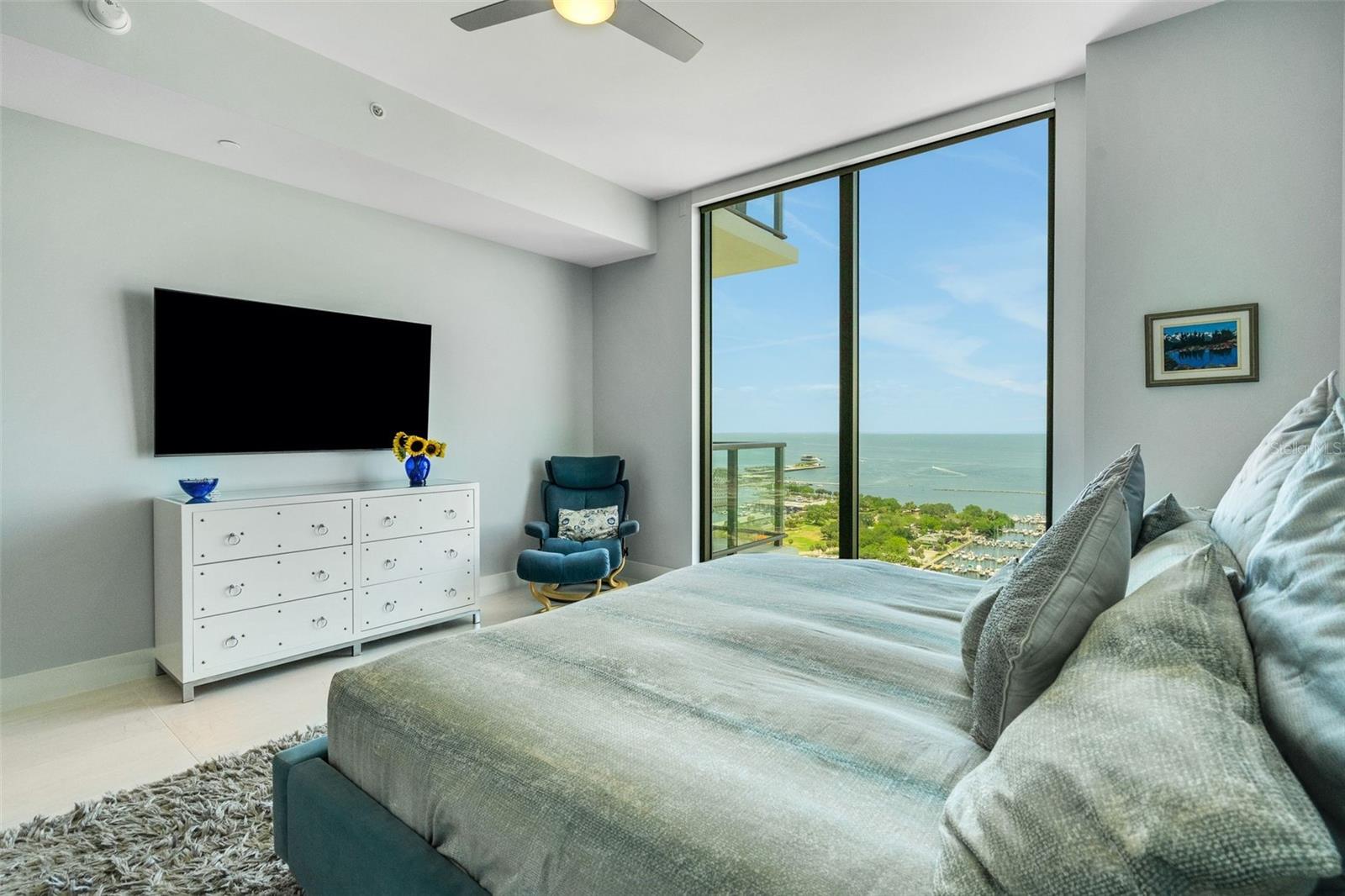 SALTAIRE CONDO - Residential