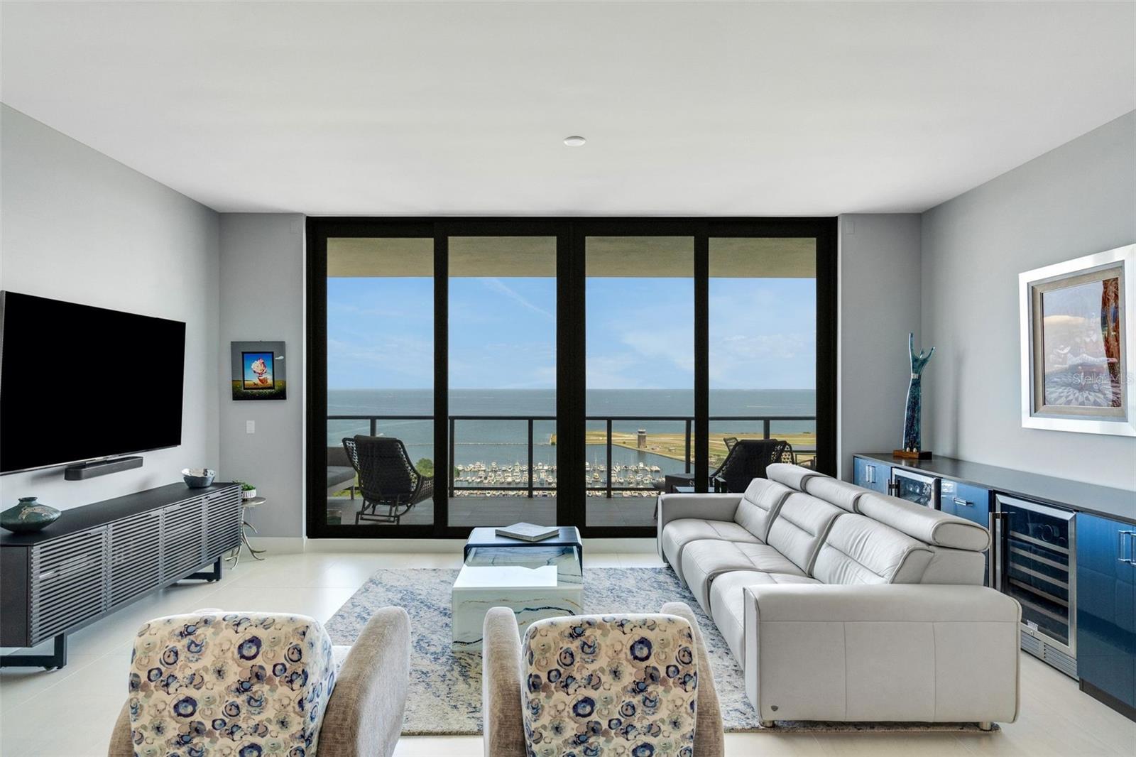 SALTAIRE CONDO - Residential