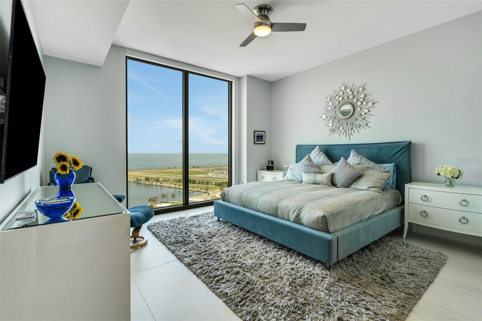 SALTAIRE CONDO - Residential