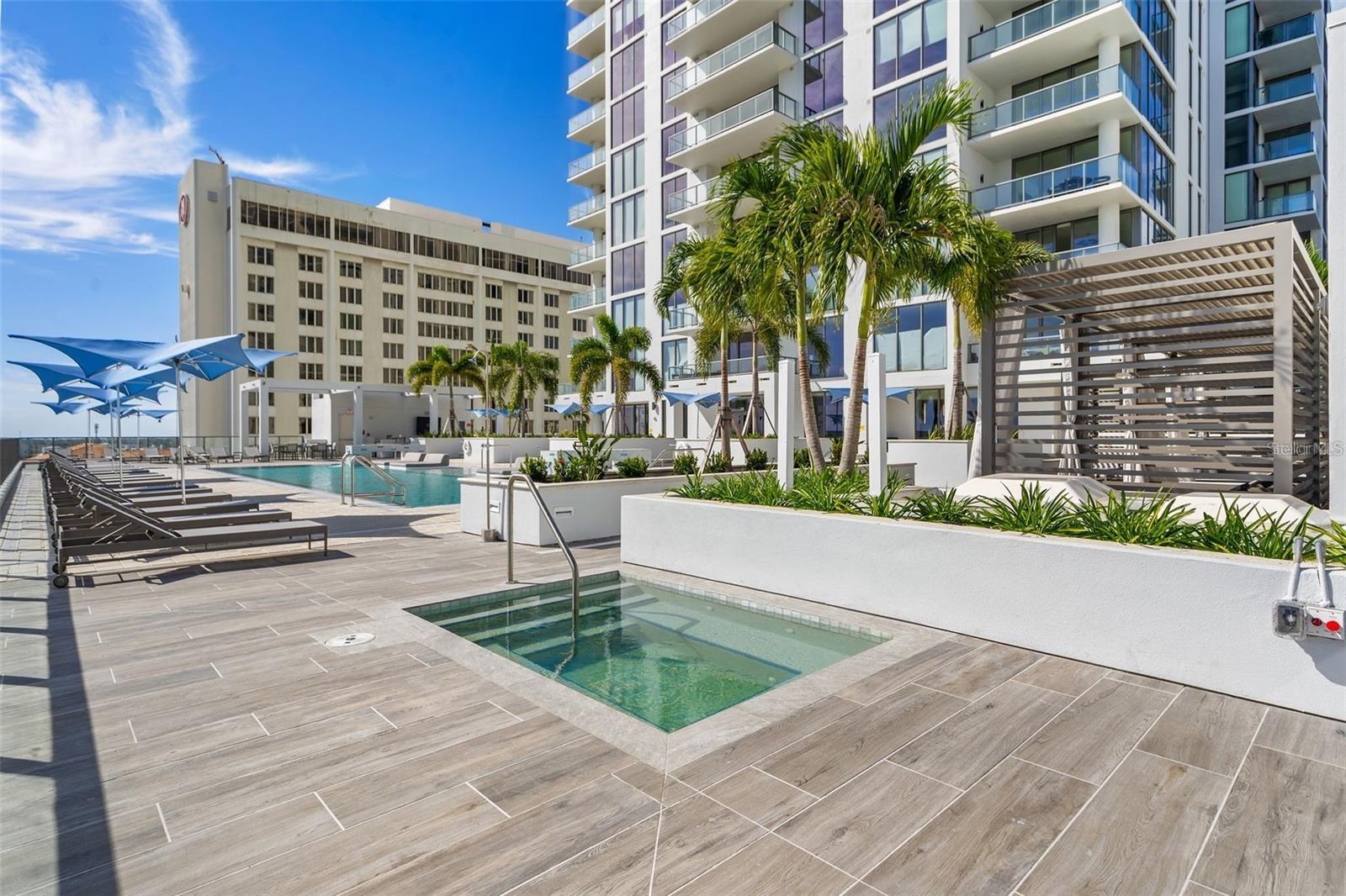 SALTAIRE CONDO - Residential