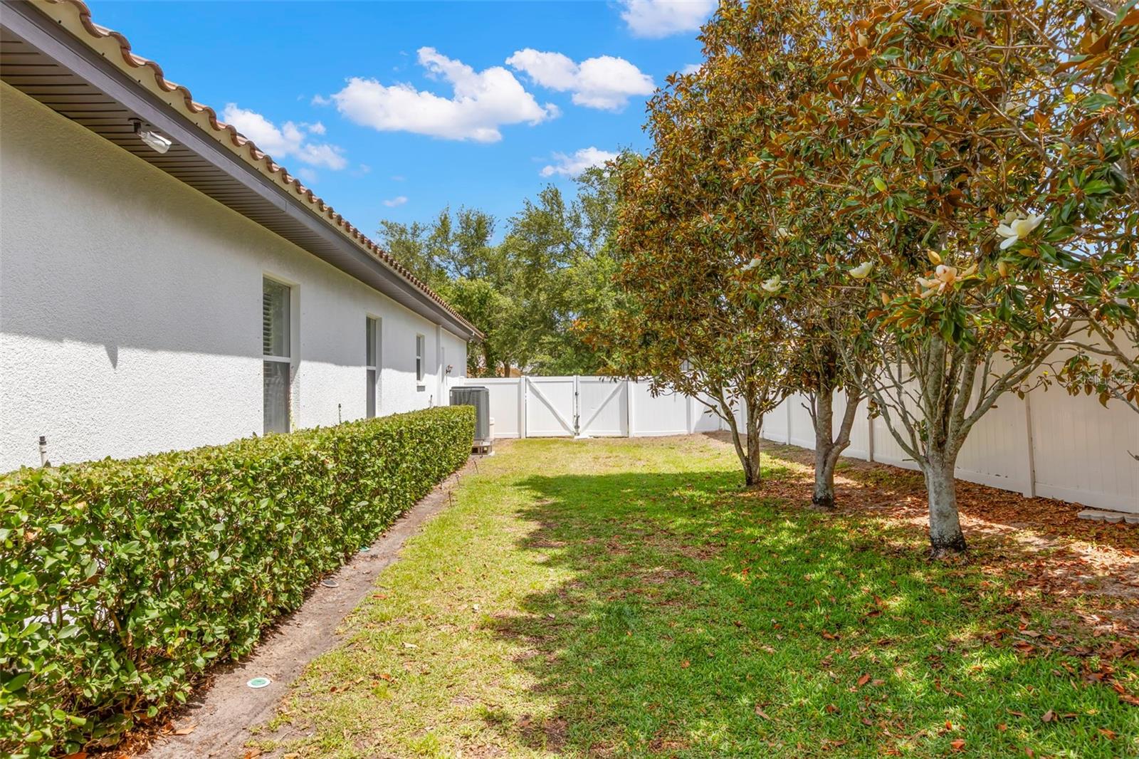 RIVERSIDE ESTATES - Residential