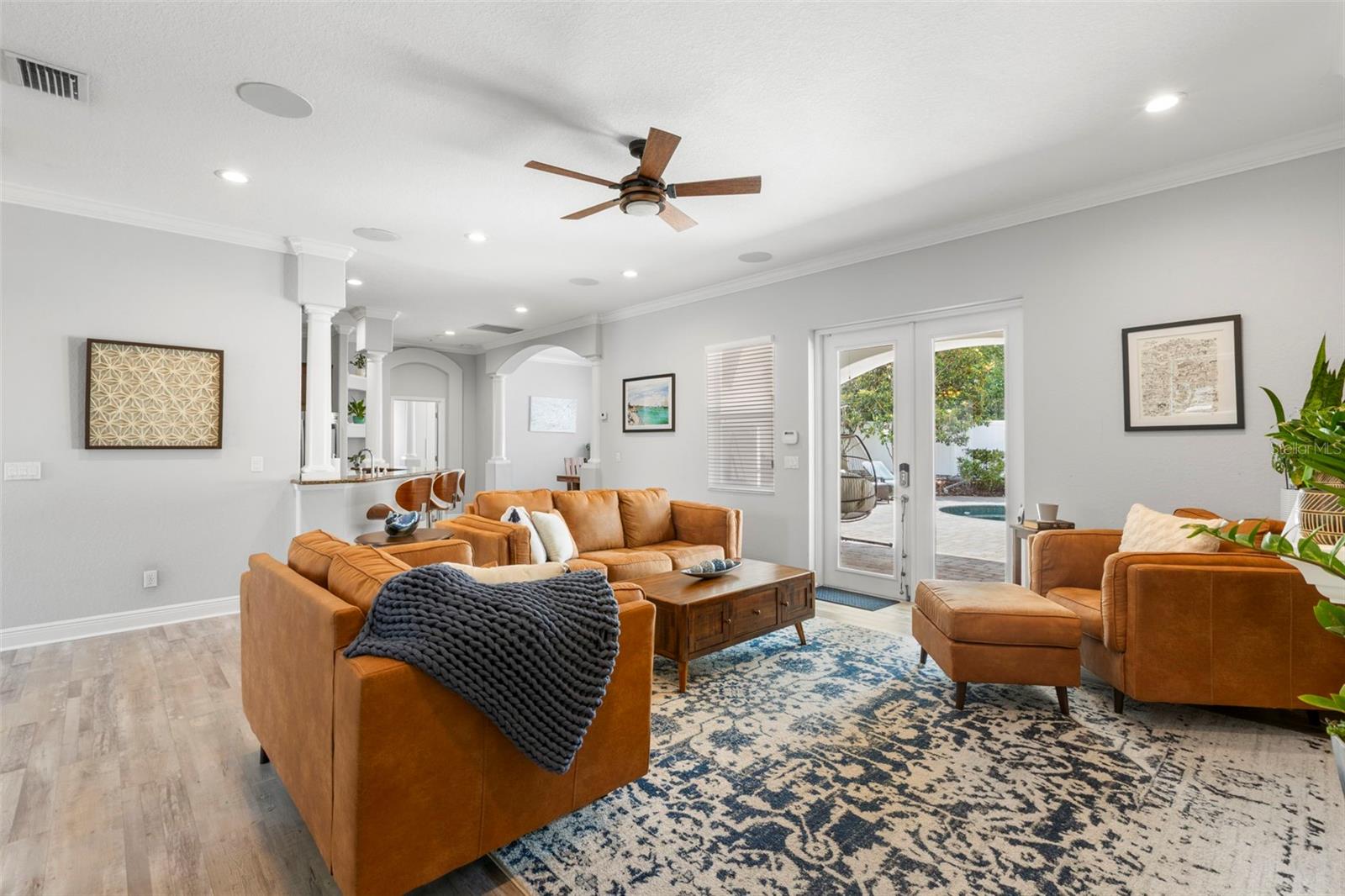 RIVERSIDE ESTATES - Residential