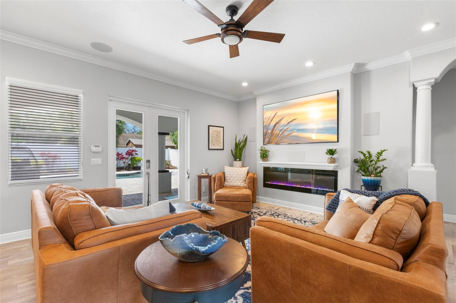 RIVERSIDE ESTATES - Residential