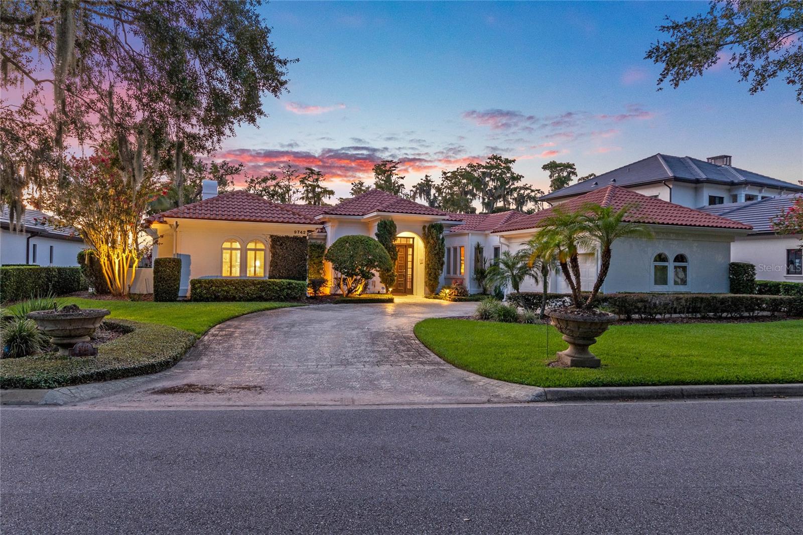 9742 GREEN ISLAND COVE