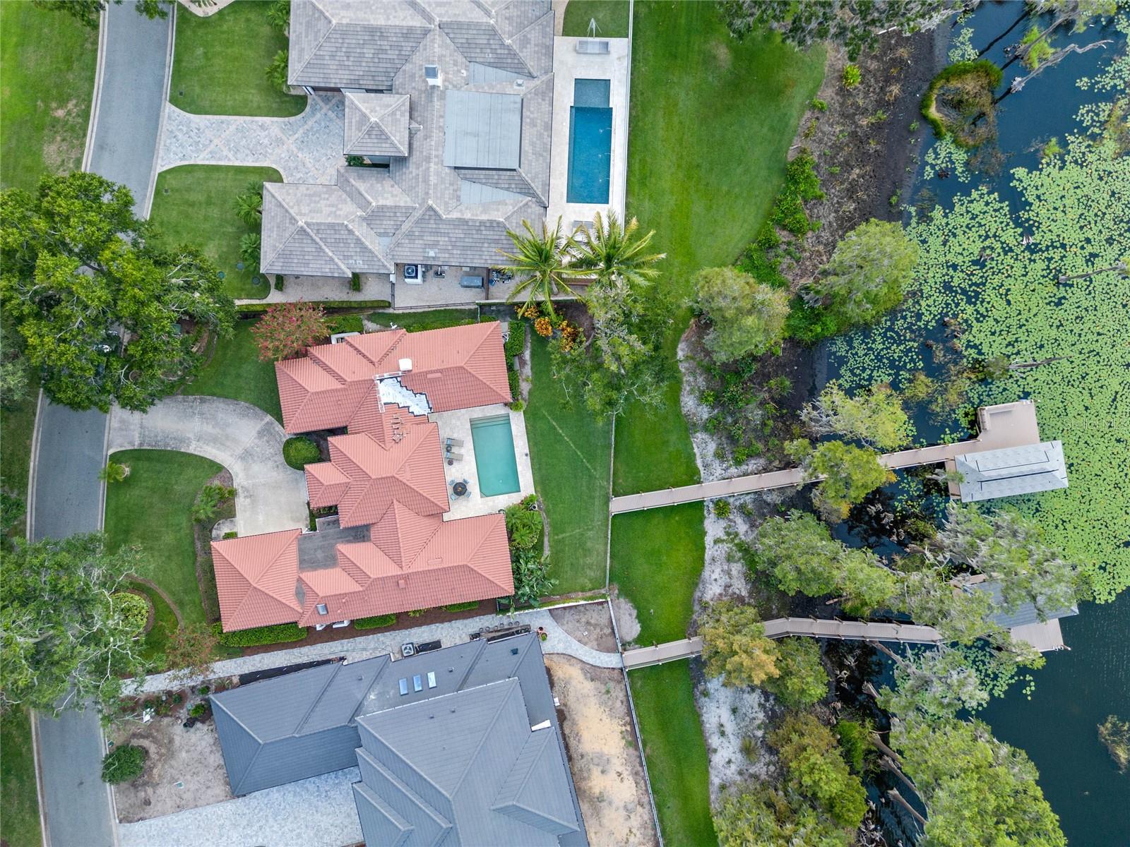 9742 GREEN ISLAND COVE