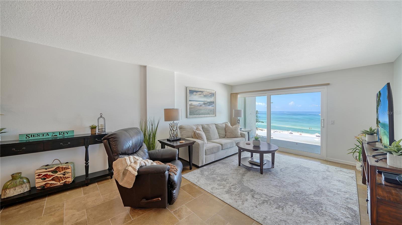 WHISPERING SANDS SEC 7 - Residential