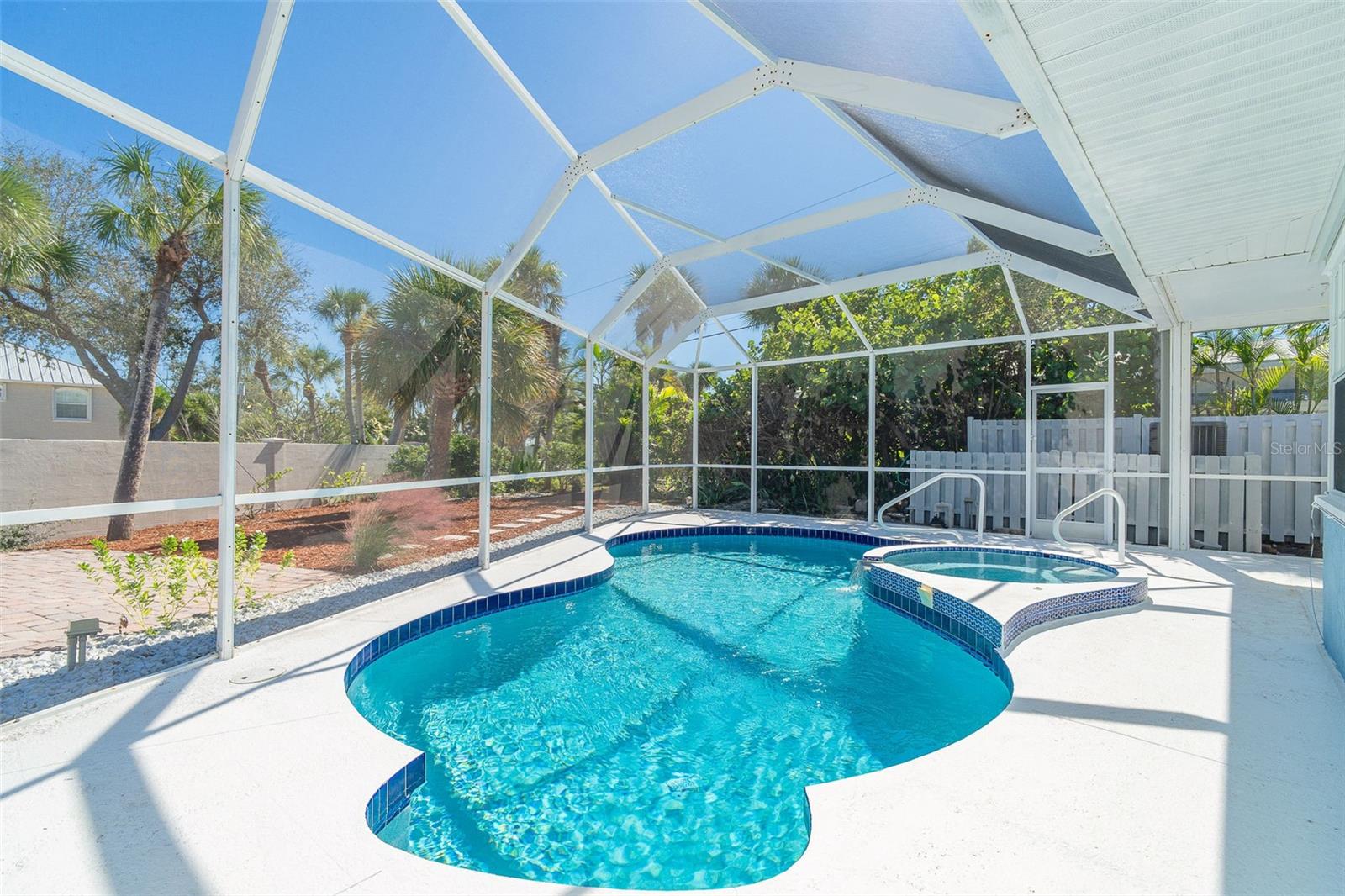 LEMON BAY ESTATES - Residential