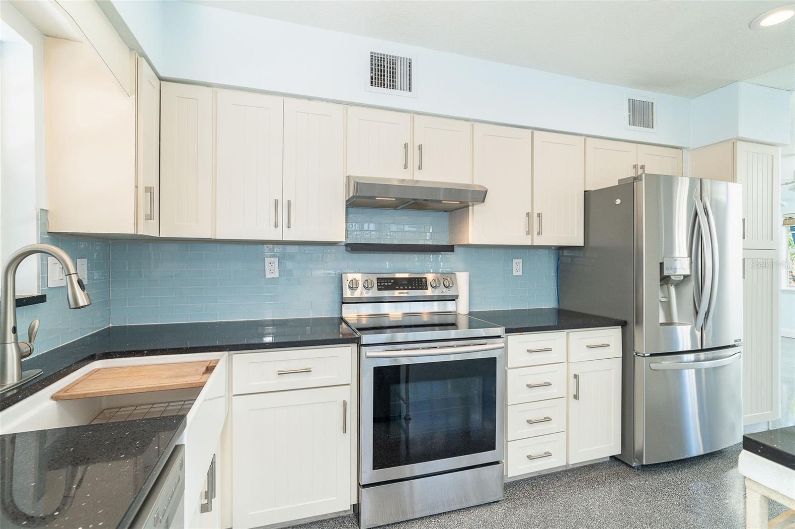 LEMON BAY ESTATES - Residential