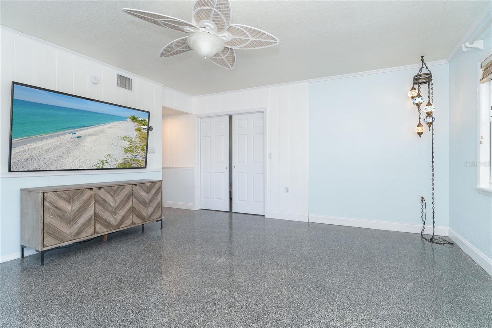 LEMON BAY ESTATES - Residential