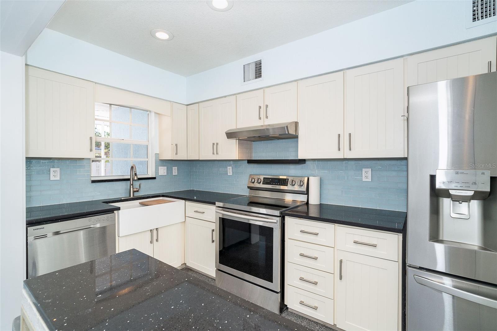 LEMON BAY ESTATES - Residential